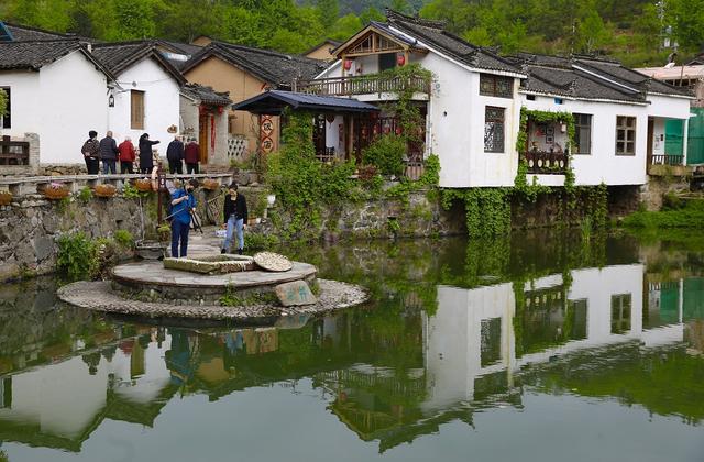特色旅游(特色旅游纪念品)