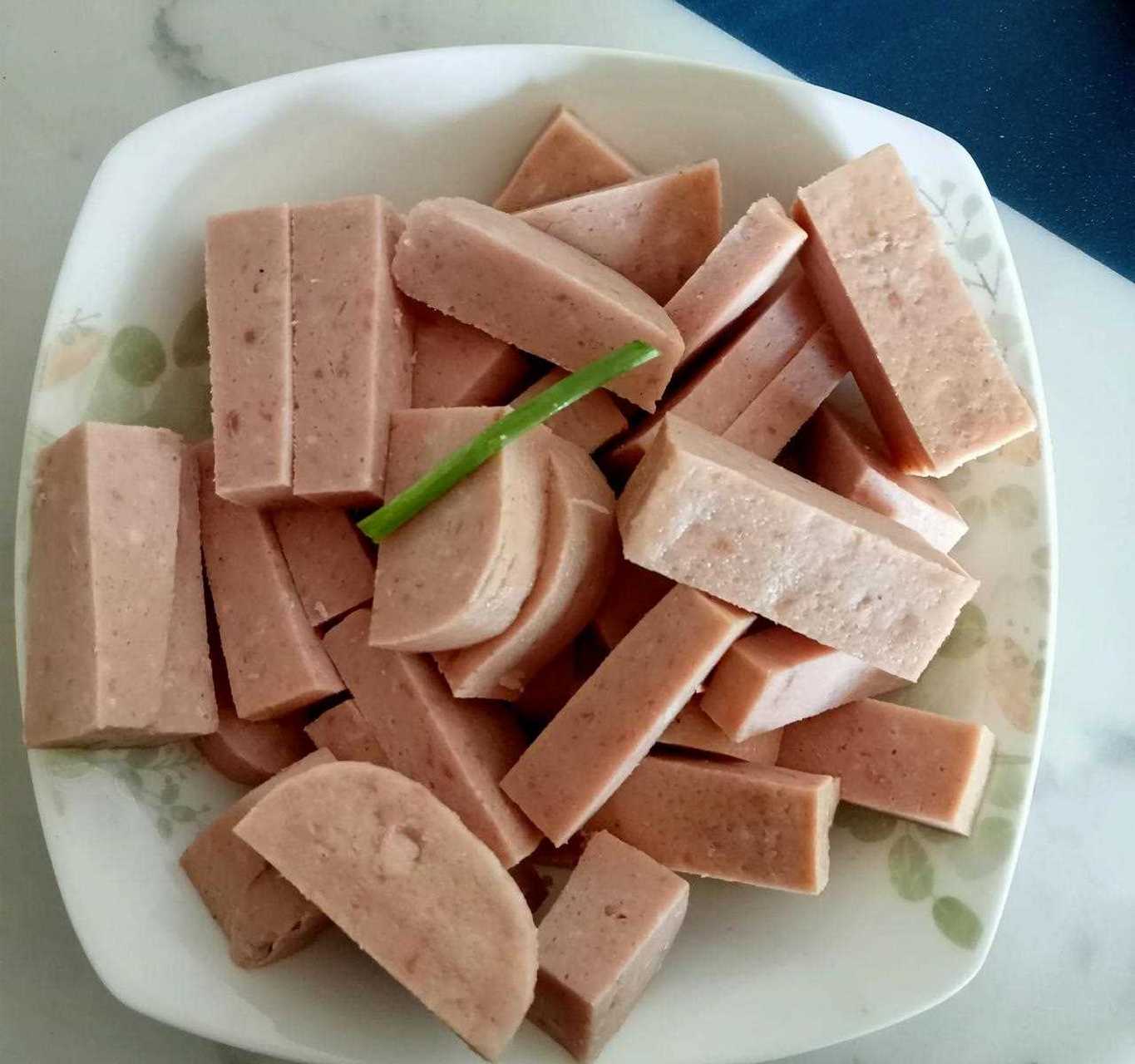 午餐肉罐头怎么吃(梅林午餐肉开罐即食吗)