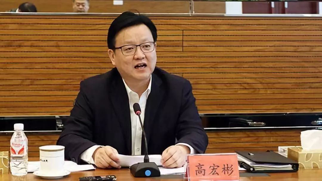 统战部副部长(统战部副部长兼任工商联党组成员吗)